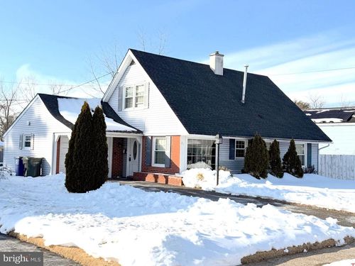 21 Stafford Ln, Willingboro, NJ, 08046-2011 | Card Image
