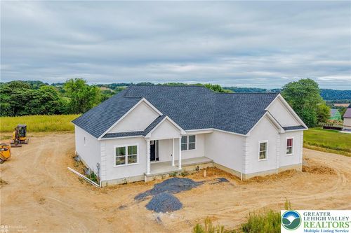 448 Long Lane Rd, WALNUTPORT, PA, 18088 | Card Image