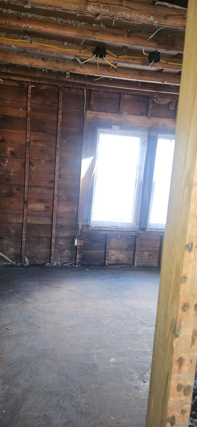 59 W Parkhurst Pl, House other with 5 bedrooms, 2 bathrooms and null parking in Detroit MI | Image 11