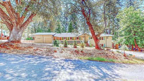 23357 Middle Camp Rd, Twain Harte, CA, 95383-9679 | Card Image