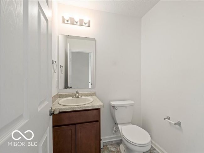 Half bath | Image 14