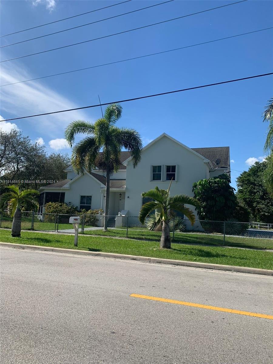 5th Ave, Florida City, FL 33034
