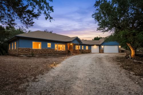 200 Vista West Ranch Rd, Dripping Springs, TX, 78620-5617 | Card Image