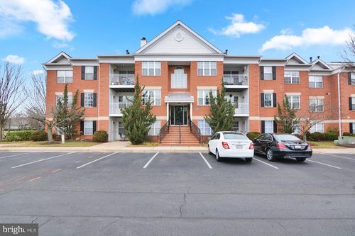 unit-201-2408 Forest Edge Ct, ODENTON, MD, 21113-2858 | Card Image