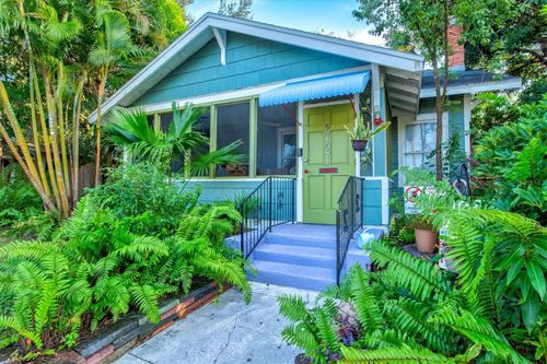 2121 7th Ave W, BRADENTON, FL, 34205-5812 | Card Image