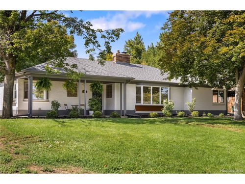 3035 Monaco Pkwy, Denver, CO, 80207-2852 | Card Image