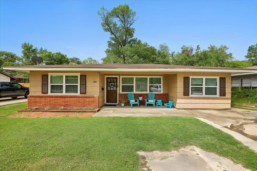 1945 N 23rd St, Beaumont, TX, 77706-2905 | Card Image