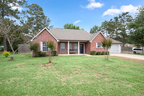 10807 Amar Dr, Conroe, TX, 77303-4472 | Card Image