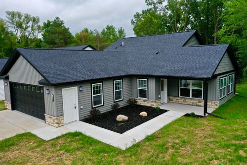 1452 Clark St, Lake Odessa, MI, 48849-9404 | Card Image