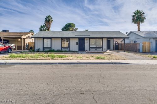 3978 Saguaro Ln, Las Vegas, NV, 89110-4421 | Card Image