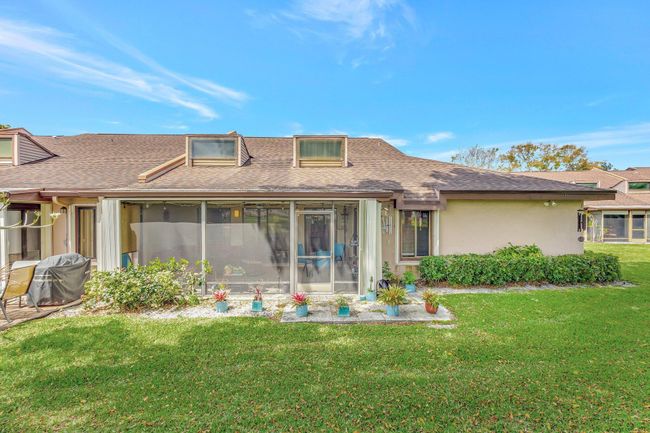 6700 Versailles Ct, Condo with 3 bedrooms, 3 bathrooms and null parking in Lake Worth FL | Image 49