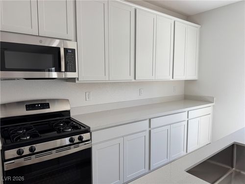 8335 Meridian Ridge Ave, Las Vegas, NV, 89147-6239 | Card Image