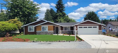 9211 61st Drive Ne, Marysville, WA, 98270 | Card Image