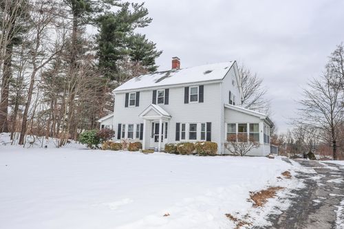 30 Baker St, Hudson, NH, 03051-3605 | Card Image