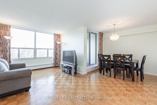 615 - 60 Pavane Linkway, Condo with 2 bedrooms, 1 bathrooms and 1 parking in North York ON | Image 11