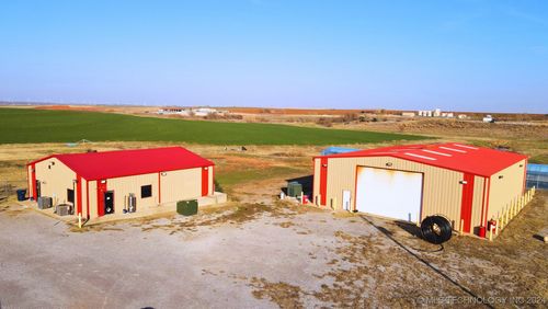 15016 Highway 66 W, Calumet, OK, 73014-7718 | Card Image