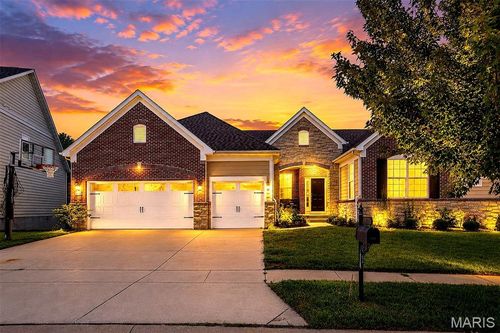 308 Willow Weald Path, Chesterfield, MO, 63005-1297 | Card Image