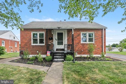 6410 Clearfield St, HARRISBURG, PA, 17111-4350 | Card Image