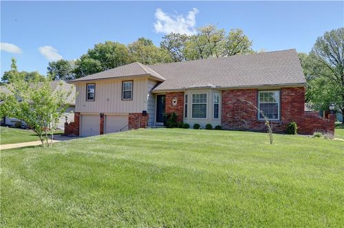 10813 Beacon Ave, Kansas City, MO, 64134-2547 | Card Image