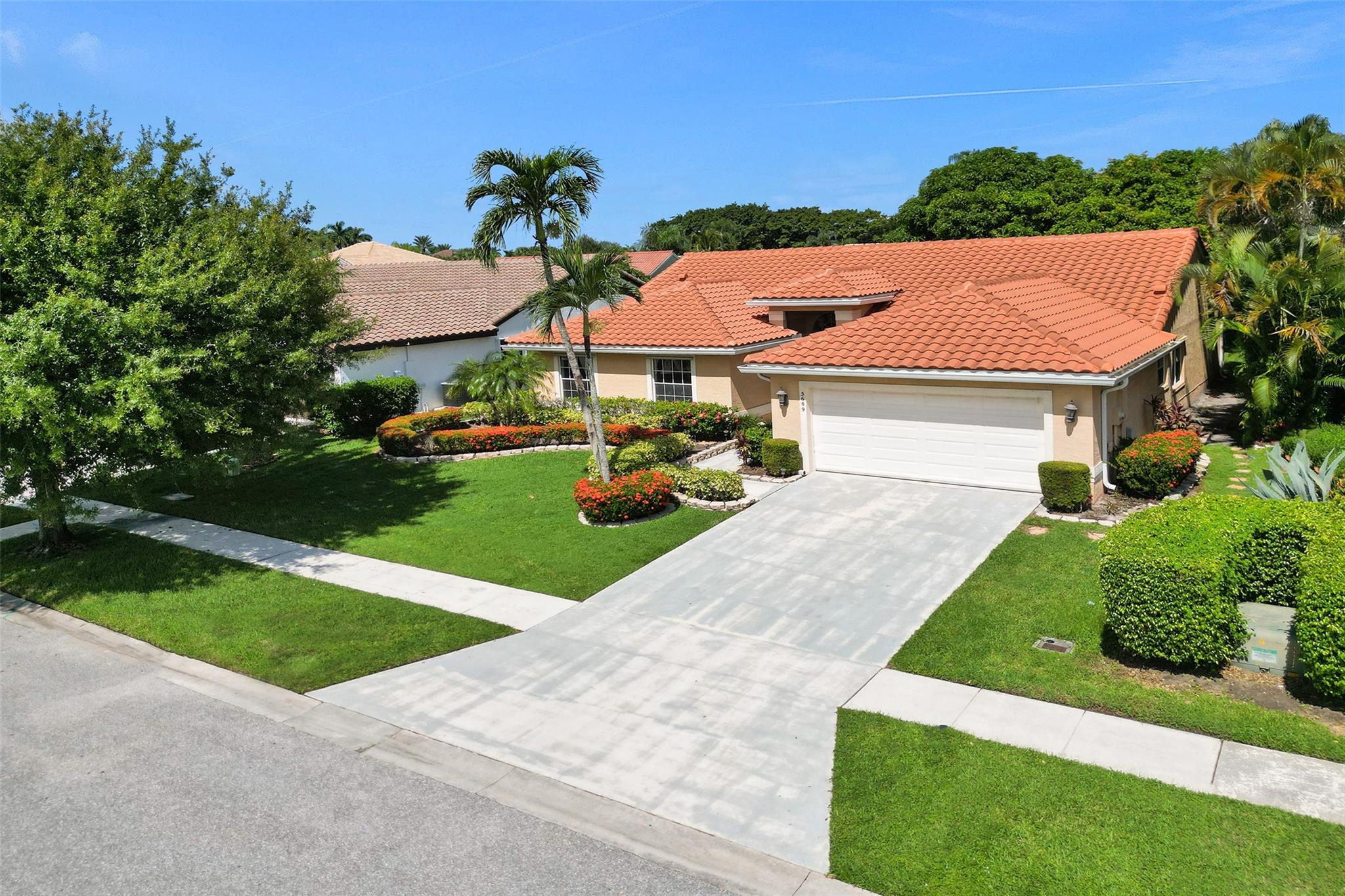 Descartes Cir, Boynton Beach, FL 33472