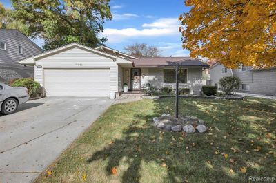 19580 Northbrook Drive, Home with 4 bedrooms, 2 bathrooms and null parking in Southfield MI | Image 2