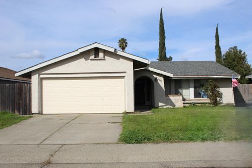 8282 Moorhaven Way, Sacramento, CA, 95828-4452 | Card Image