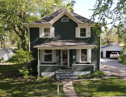 709 N St, Aurora, NE, 68818-1552 | Card Image
