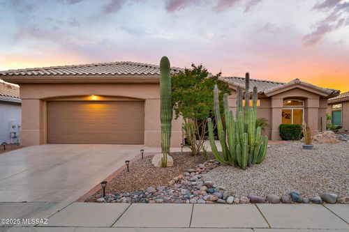 14513 N Lost Arrow Dr, Oro Valley, AZ, 85755-7132 | Card Image