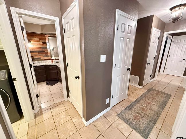 18872 Big Timber Rd, House other with 3 bedrooms, 2 bathrooms and null parking in Tyler TX | Image 25