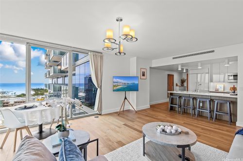 2211-629 Keeaumoku St, Honolulu, HI, 96814-3629 | Card Image