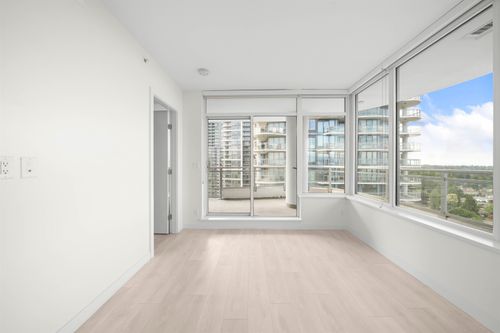 2108-13318 104 Ave, Surrey, BC, V3T0R2 | Card Image