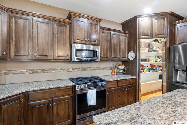 20029 Oak St, House other with 5 bedrooms, 4 bathrooms and 3 parking in Gretna NE | Image 25