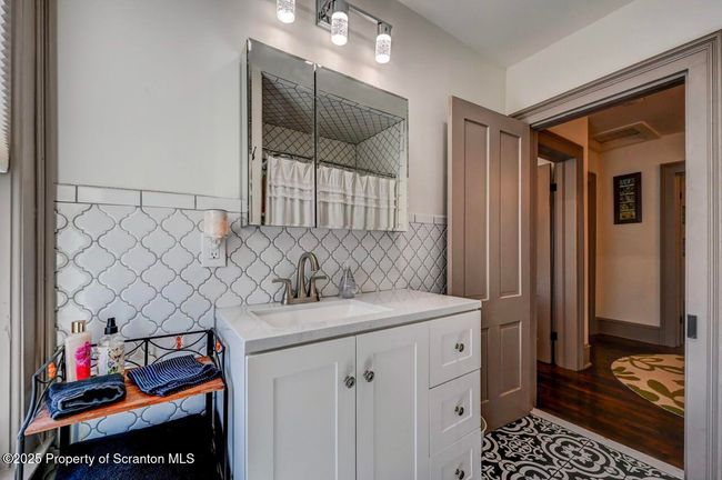 112 Weatherby St 57 Large | Image 60