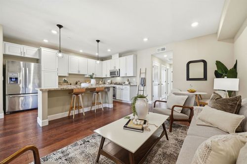 unit-204-4728 Norris Canyon Rd, San Ramon, CA, 94583-1421 | Card Image