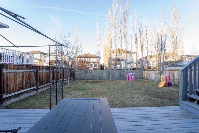 19 Fairmont Gate S, House other with 3 bedrooms, 4 bathrooms and 4 parking in Lethbridge AB | Image 24