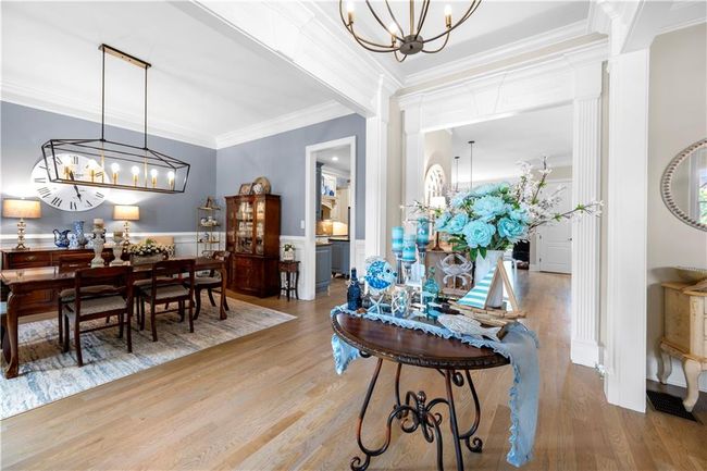 1741 Hickory Path Way, House other with 5 bedrooms, 5 bathrooms and null parking in Suwanee GA | Image 4