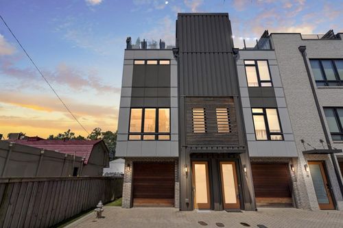 131 City View Ct Ne, Atlanta, GA, 30308-2402 | Card Image
