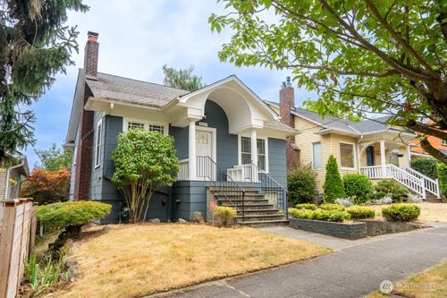 6027 28th Avenue Ne, Seattle, WA, 98115 | Card Image