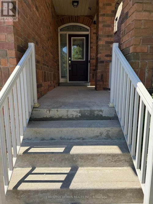 4792 Glasshill Grove, Mississauga, ON, L5M7R5 | Card Image