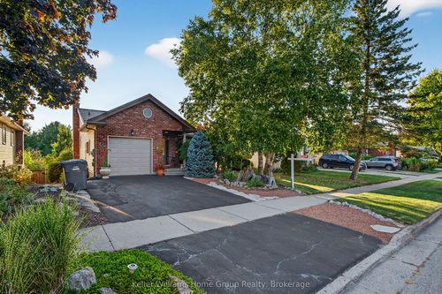 114 Dovercliffe Rd, Guelph, ON, N1G3A6 | Card Image