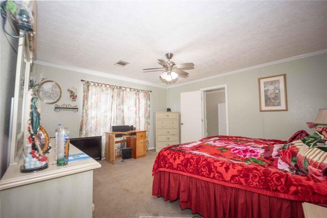 2763 County Road 503, House other with 3 bedrooms, 2 bathrooms and null parking in Wildwood FL | Image 10