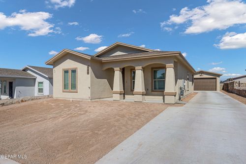 441 Miguel Payan Ct, Vinton, TX, 79821-7638 | Card Image
