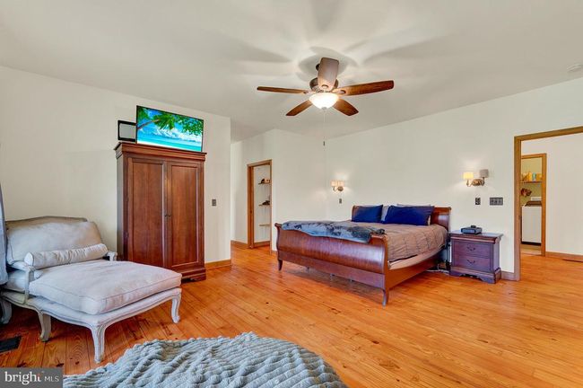 1058 Marsh Hawk Way, House other with 4 bedrooms, 4 bathrooms and null parking in Shepherdstown WV | Image 29