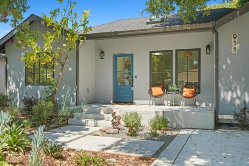 911 Peggy Ln, Menlo Park, CA, 94025-1719 | Card Image