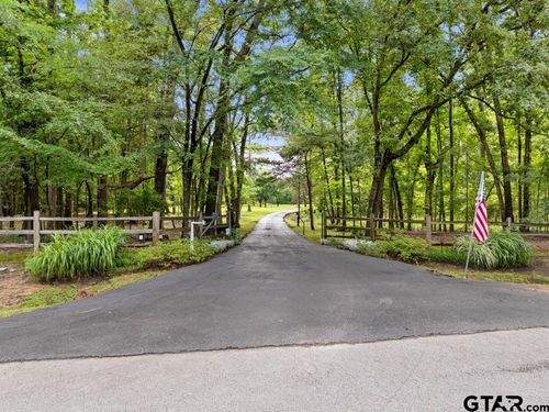 4930 W Twin Lakes Dr, Tyler, TX, 75704-5430 | Card Image