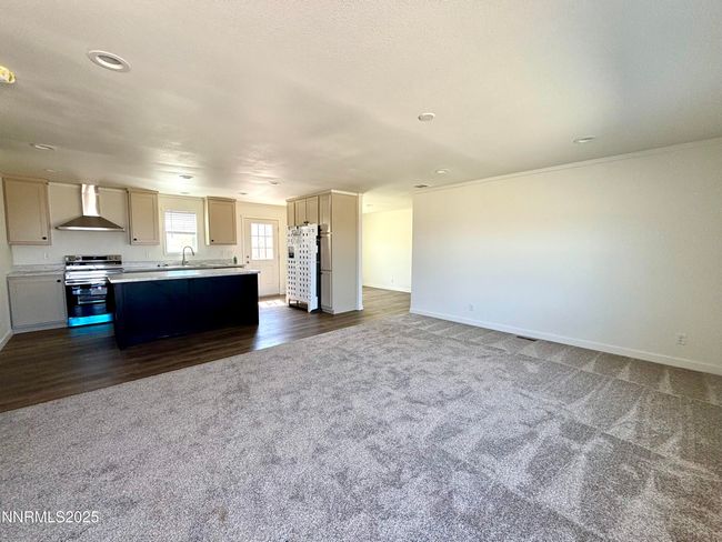 7615 Jean Way, House other with 4 bedrooms, 2 bathrooms and 4 parking in Winnemucca NV | Image 4