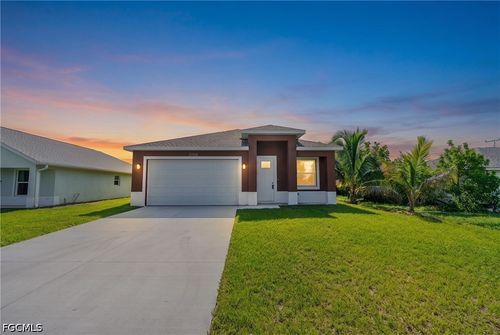 2109 Jaylen Watkins St, Fort Myers, FL, 33916-4725 | Card Image