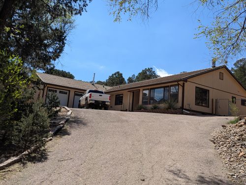 4 Cavaletti Ct, Tijeras, NM, 87059-7616 | Card Image