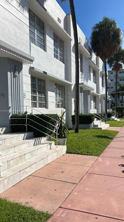 201-801 8th St, Miami Beach, FL, 33139-8515 | Card Image