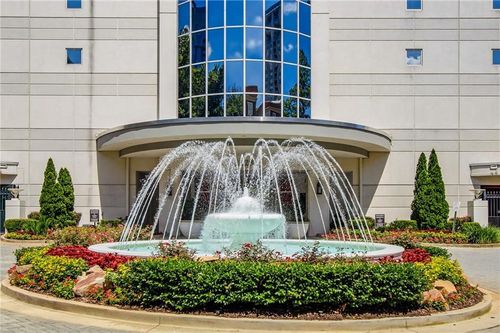 2402-2828 Peachtree Rd Nw, Atlanta, GA, 30305-5118 | Card Image